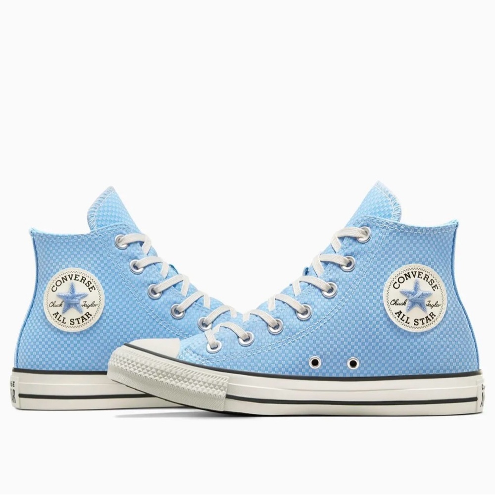 Women’s new converse